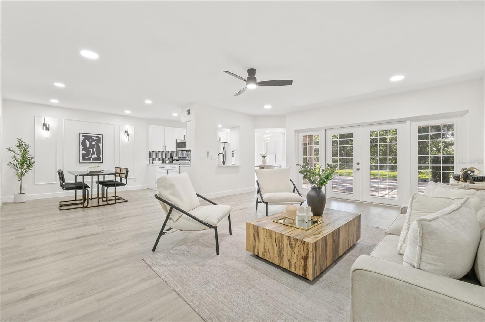 Image 7 of 46 For 13934 Clubhouse Circle 8