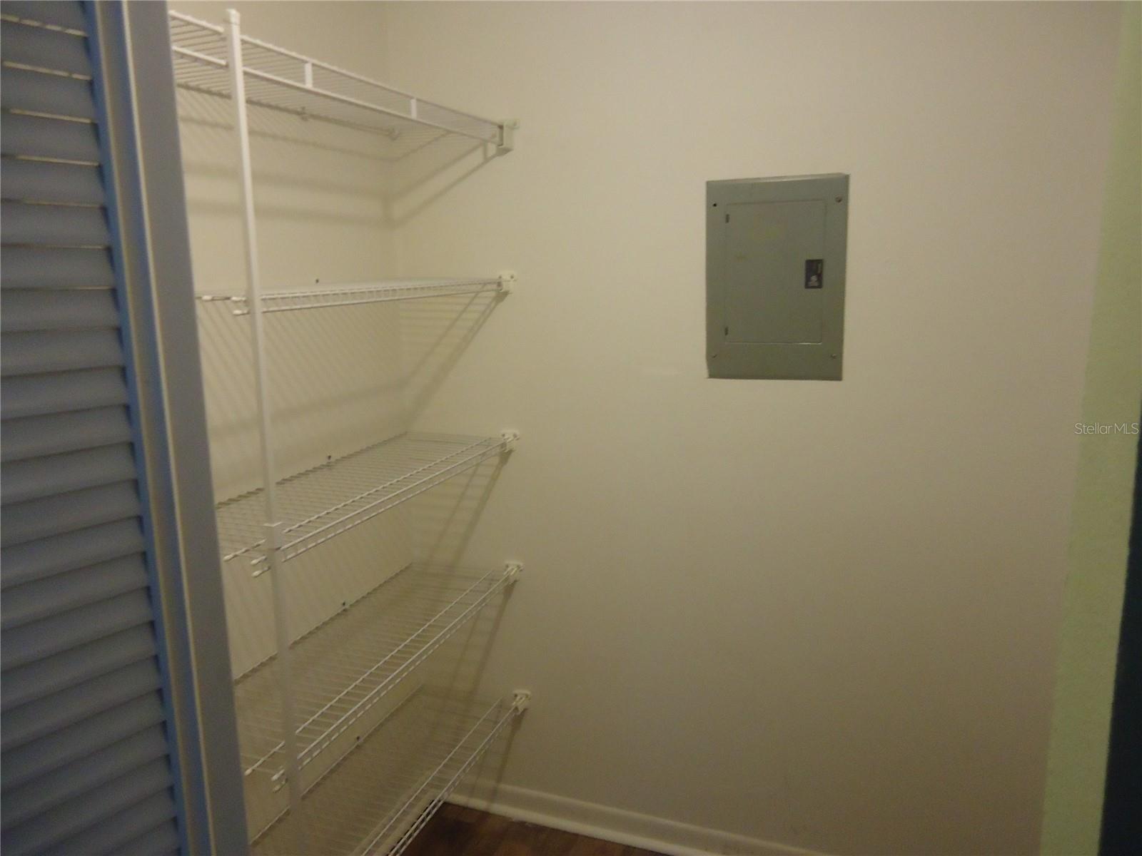 Image 12 of 20 For 860 Virginia Street 308