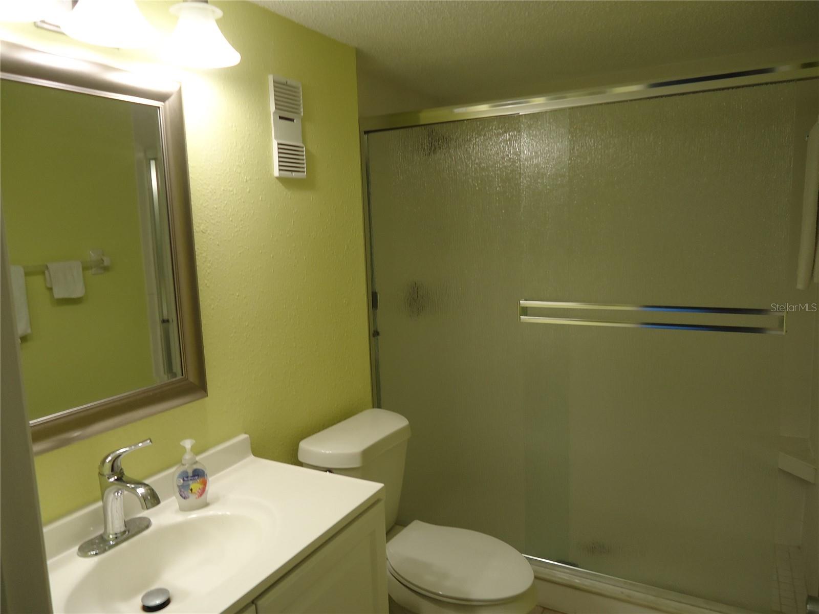 Image 6 of 20 For 860 Virginia Street 308
