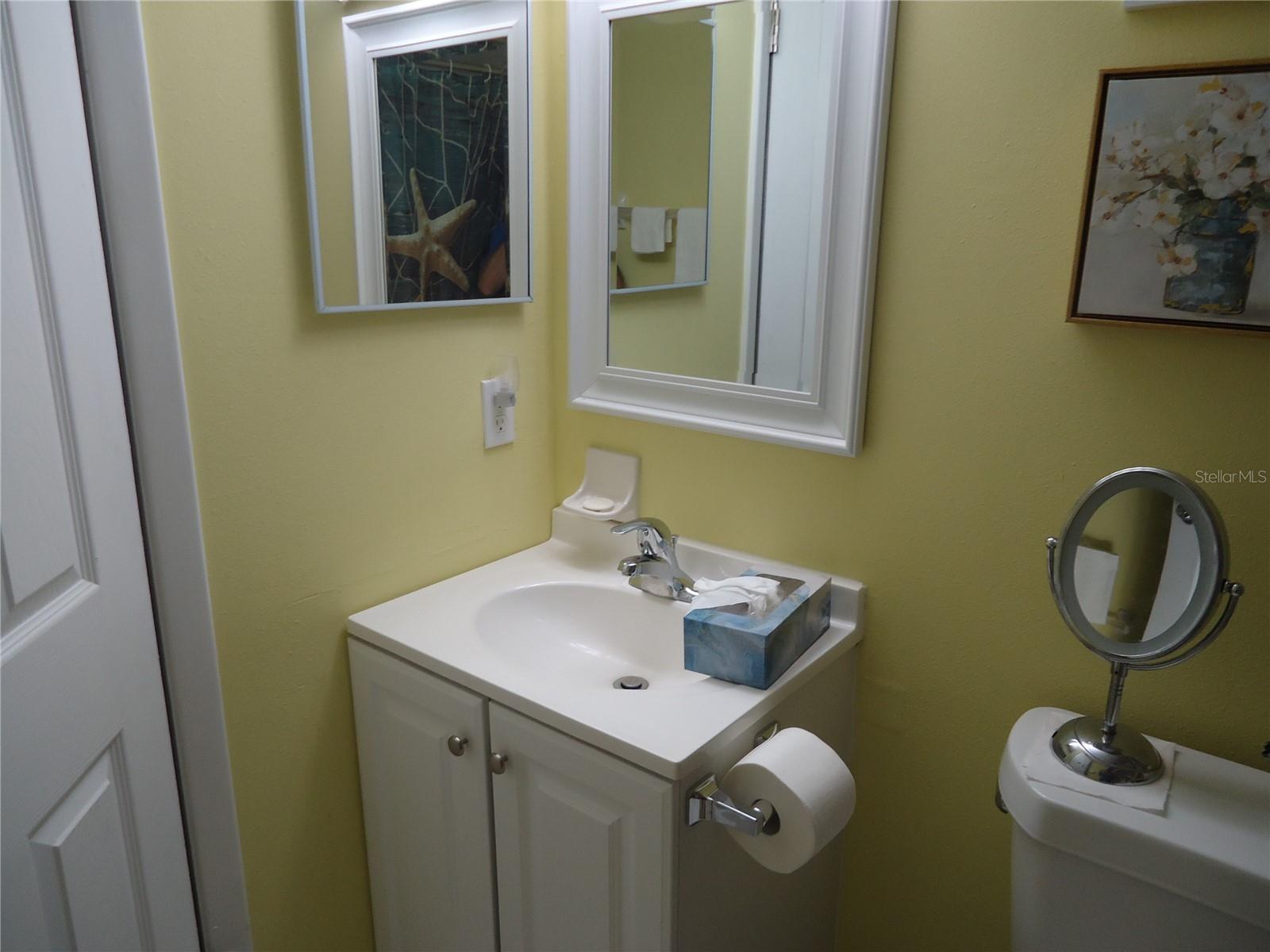 Image 8 of 20 For 860 Virginia Street 308