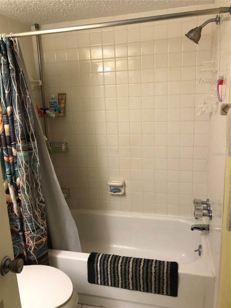 Image 9 of 20 For 860 Virginia Street 308