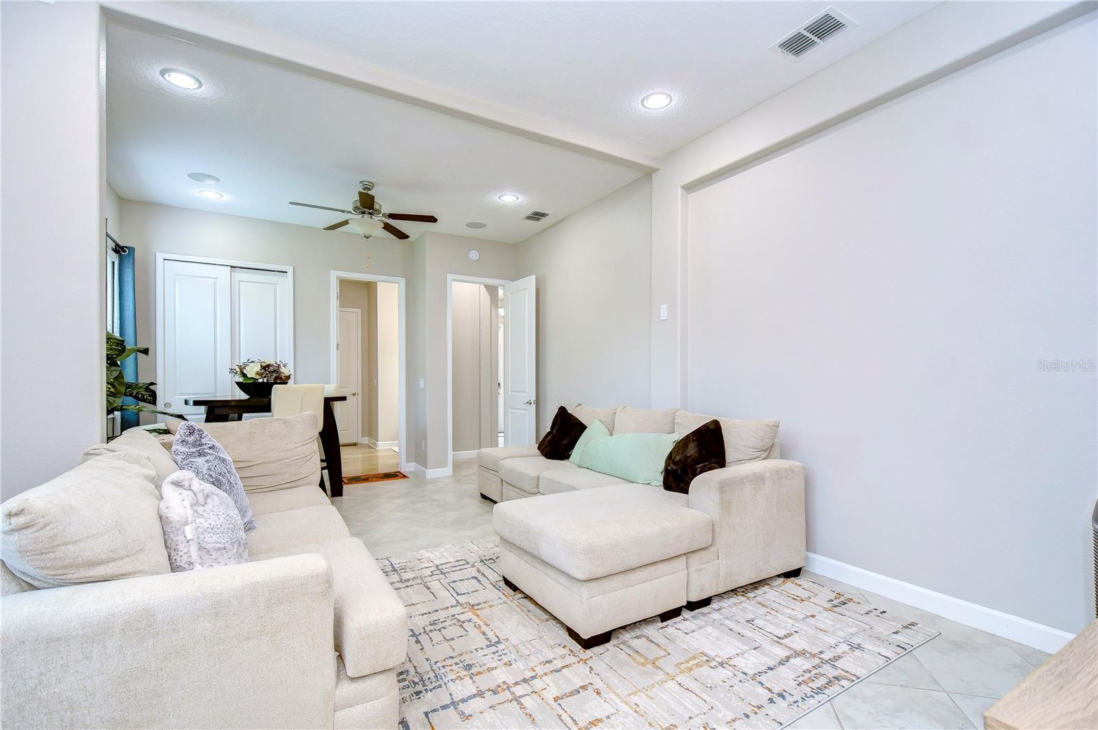 Image 11 of 55 For 31470 Fairhill Drive