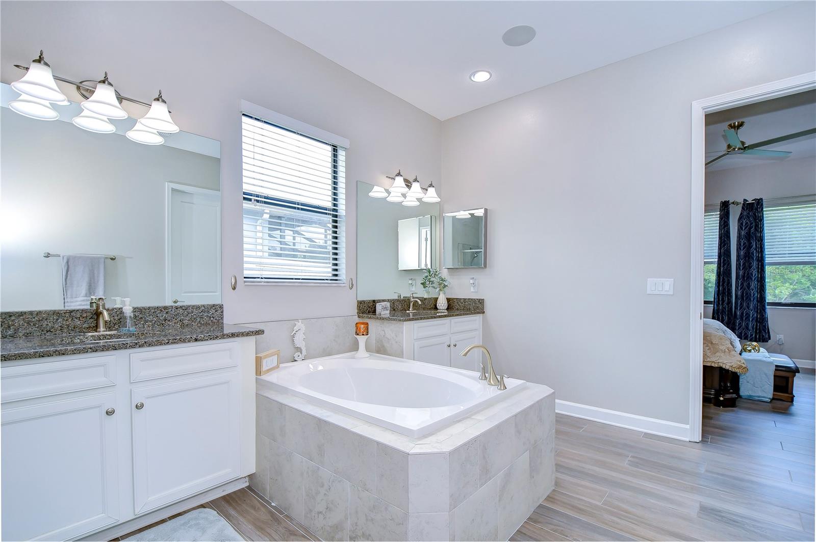 Image 37 of 55 For 31470 Fairhill Drive