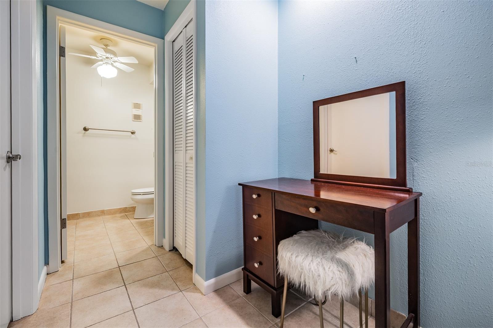 Image 17 of 62 For 11440 Harbor Way 5009