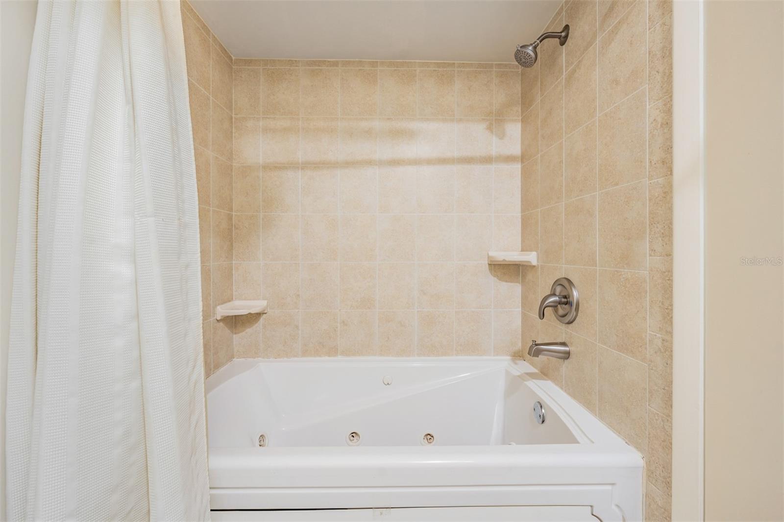 Image 23 of 62 For 11440 Harbor Way 5009