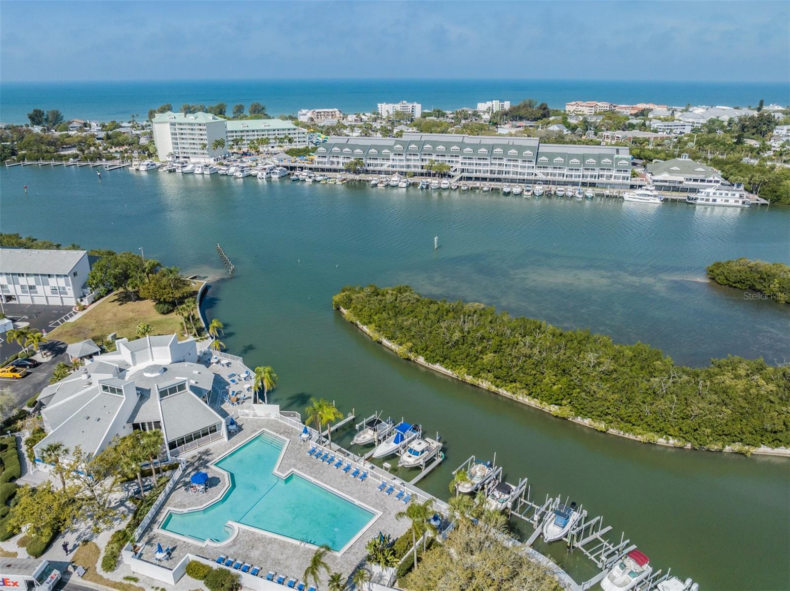 Image 40 of 62 For 11440 Harbor Way 5009