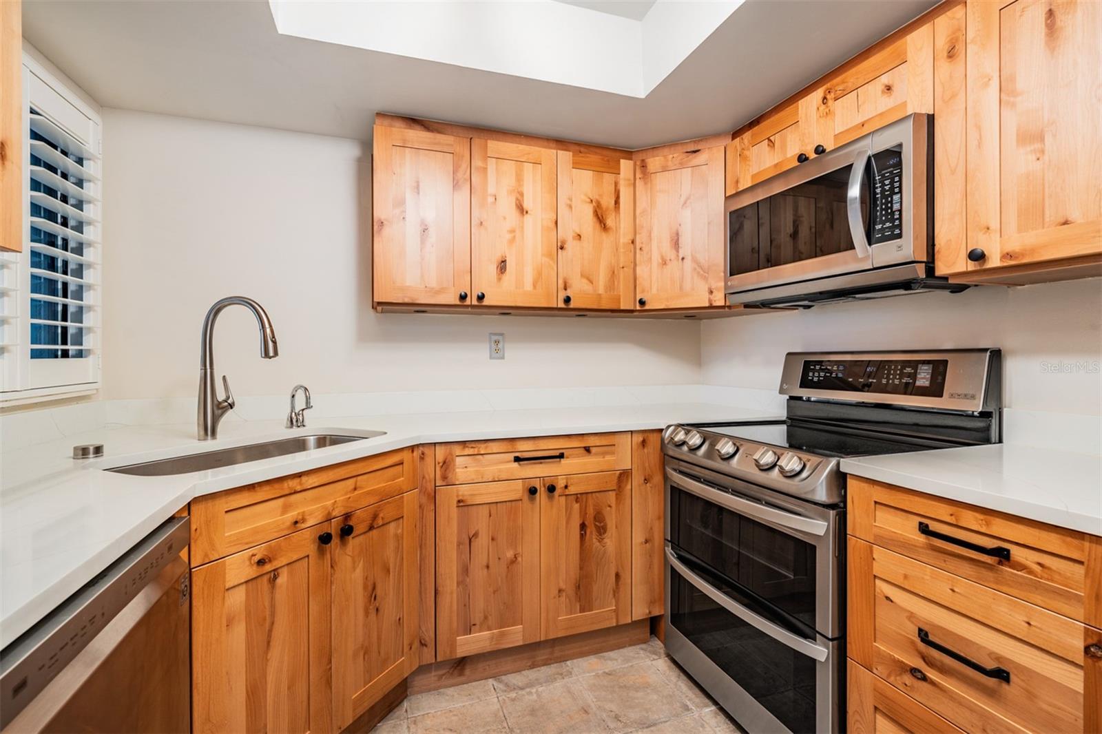 Image 45 of 62 For 11440 Harbor Way 5009