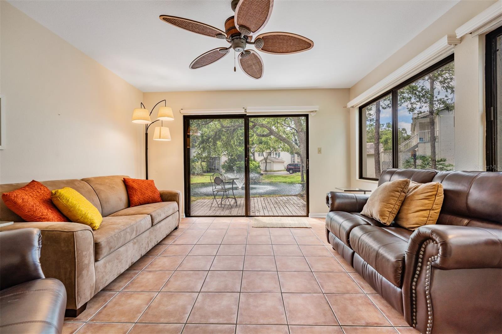Image 8 of 62 For 11440 Harbor Way 5009