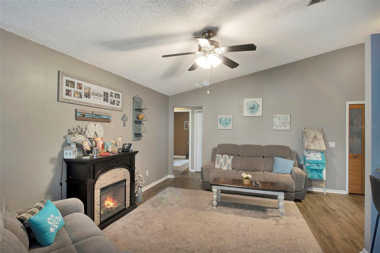 Image 14 of 49 For 2816 Manor Hill Drive