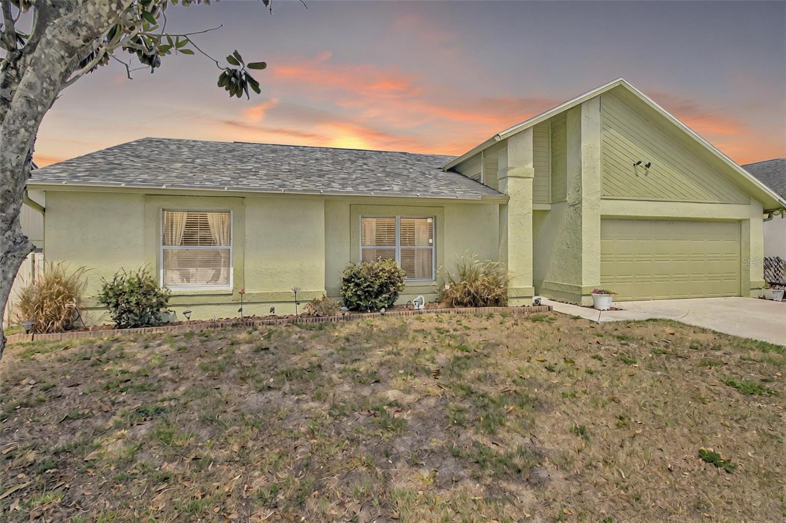 Image 2 of 49 For 2816 Manor Hill Drive