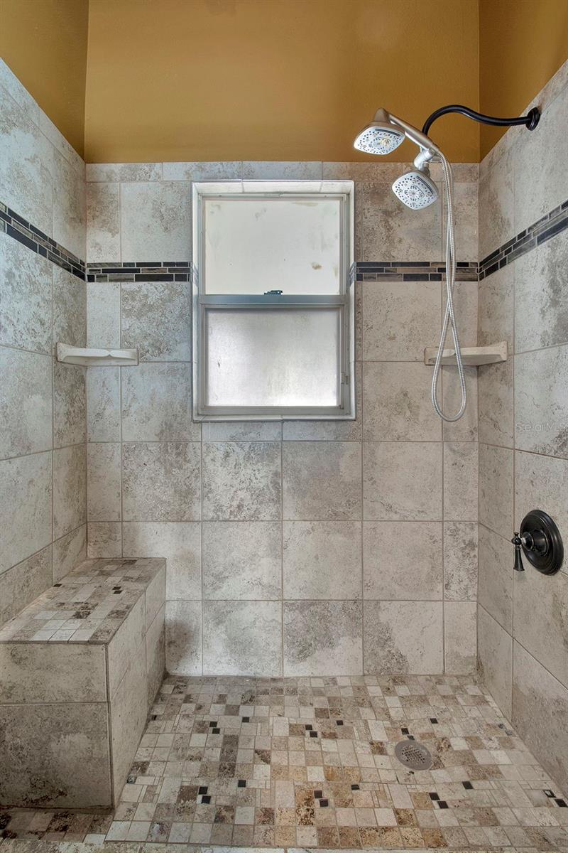 Image 20 of 49 For 2816 Manor Hill Drive