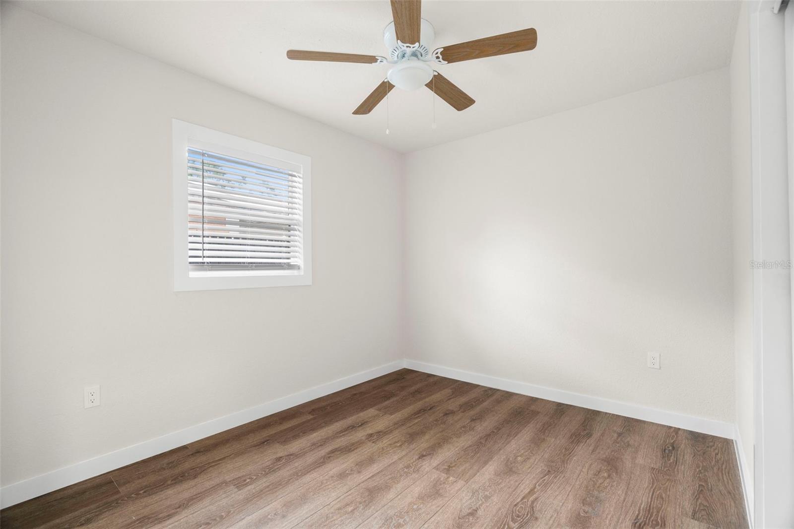 Image 21 of 29 For 4681 70th Avenue N