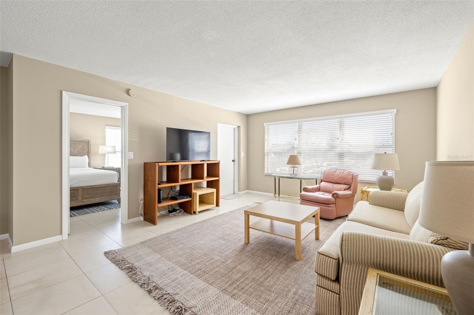 Listing photo id 1 for 5220 Brittany Drive S 309