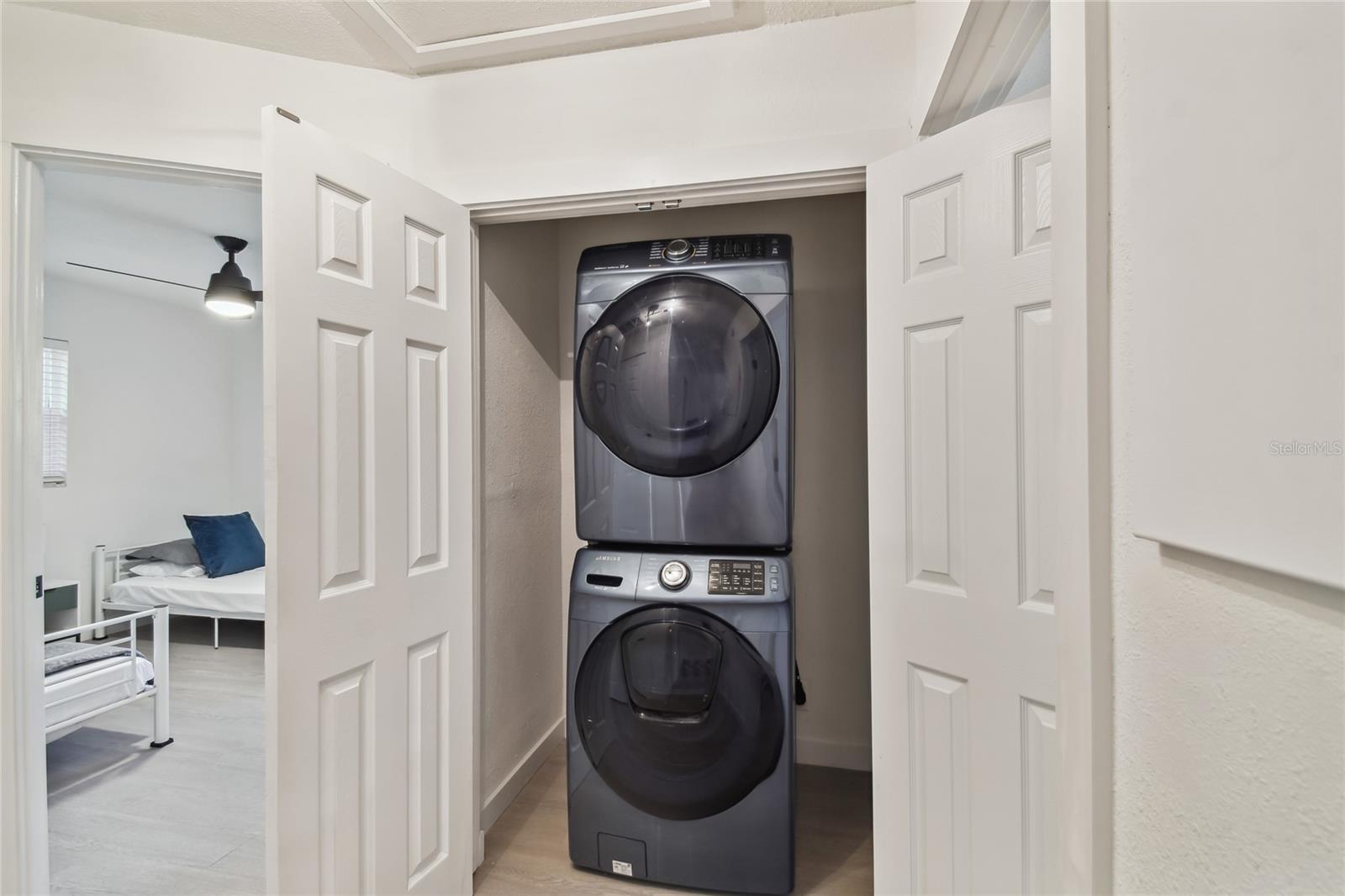 Image 11 of 11 For 6422 Adelia Avenue