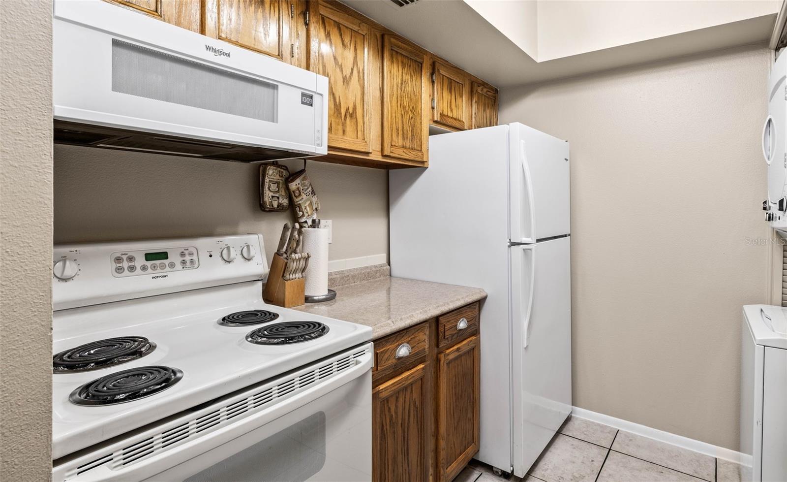 Image 12 of 28 For 2597 Countryside Boulevard 206