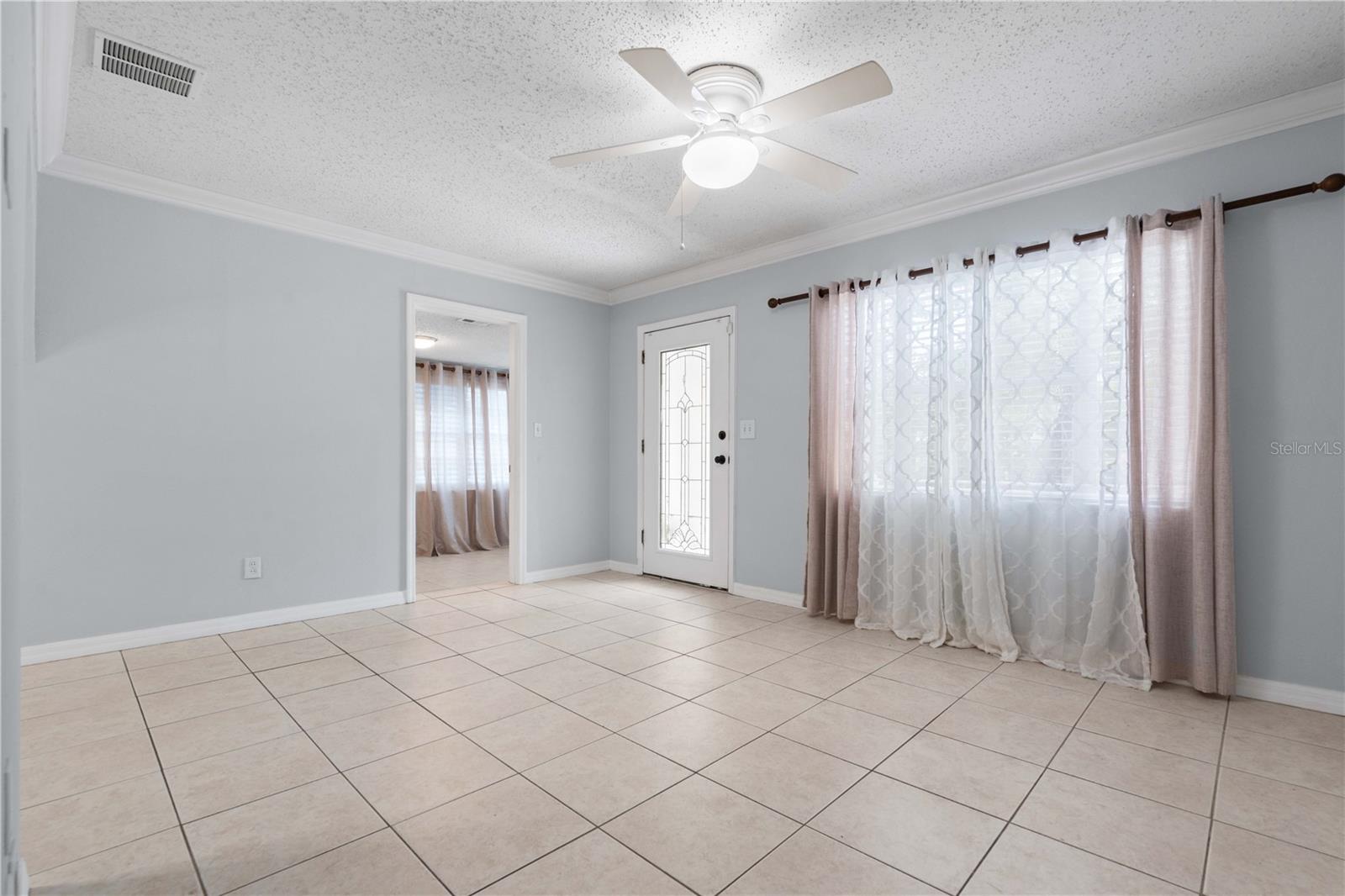 Image 17 of 40 For 3606 Royal Palm Circle