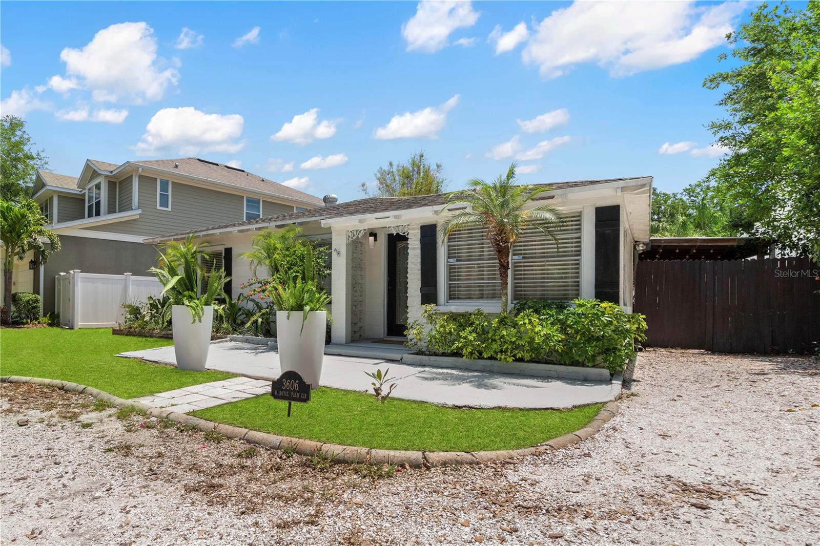 Image 3 of 40 For 3606 Royal Palm Circle