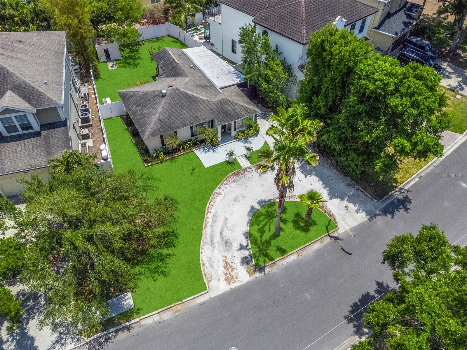 Image 35 of 40 For 3606 Royal Palm Circle