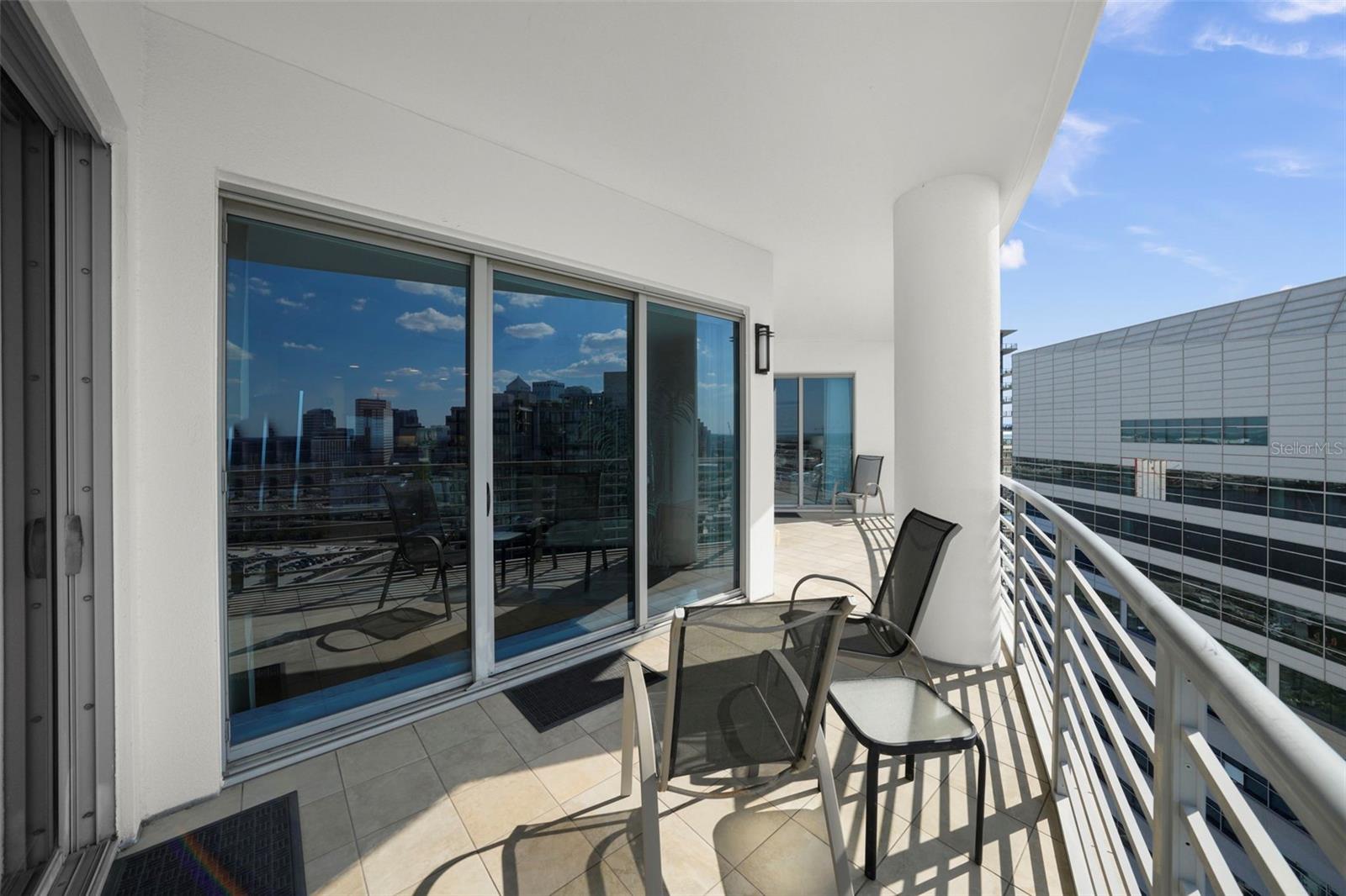 Image 25 of 53 For 449 12th Street 2205