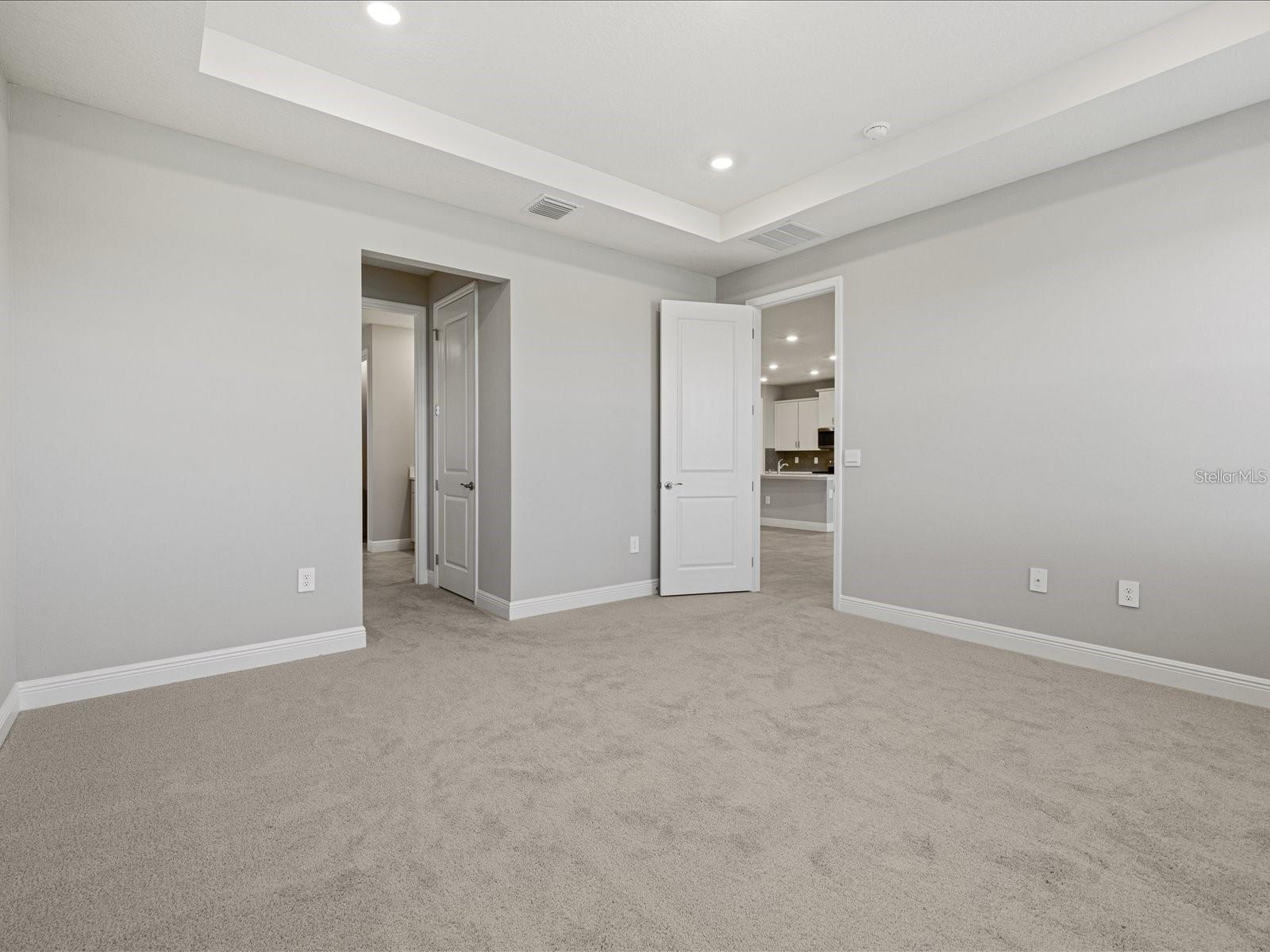 Image 22 of 28 For 17707 Gulf Ranch Place