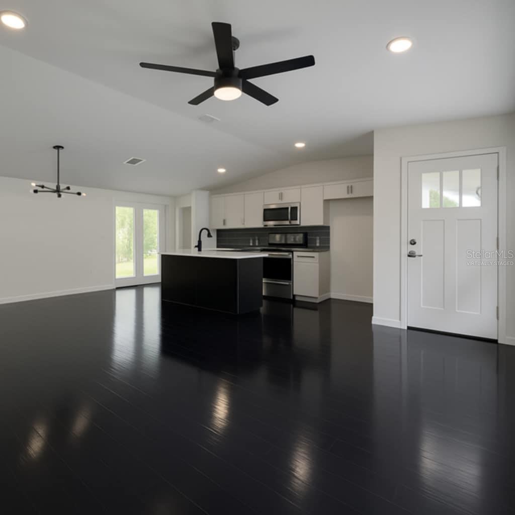 Image 11 of 40 For 481 East Ave