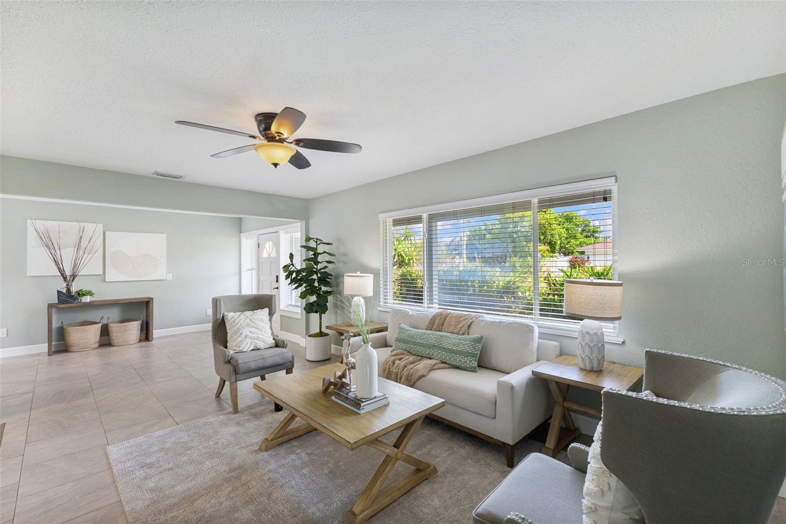 Image 10 of 57 For 895 Joan Street