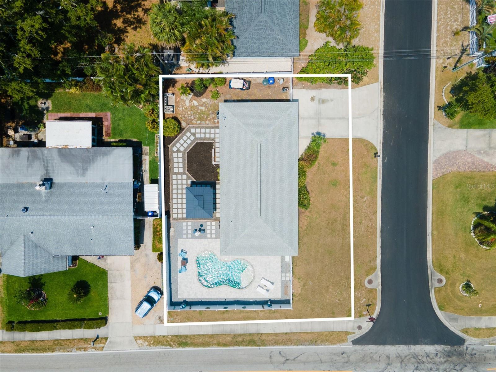 Image 47 of 57 For 895 Joan Street