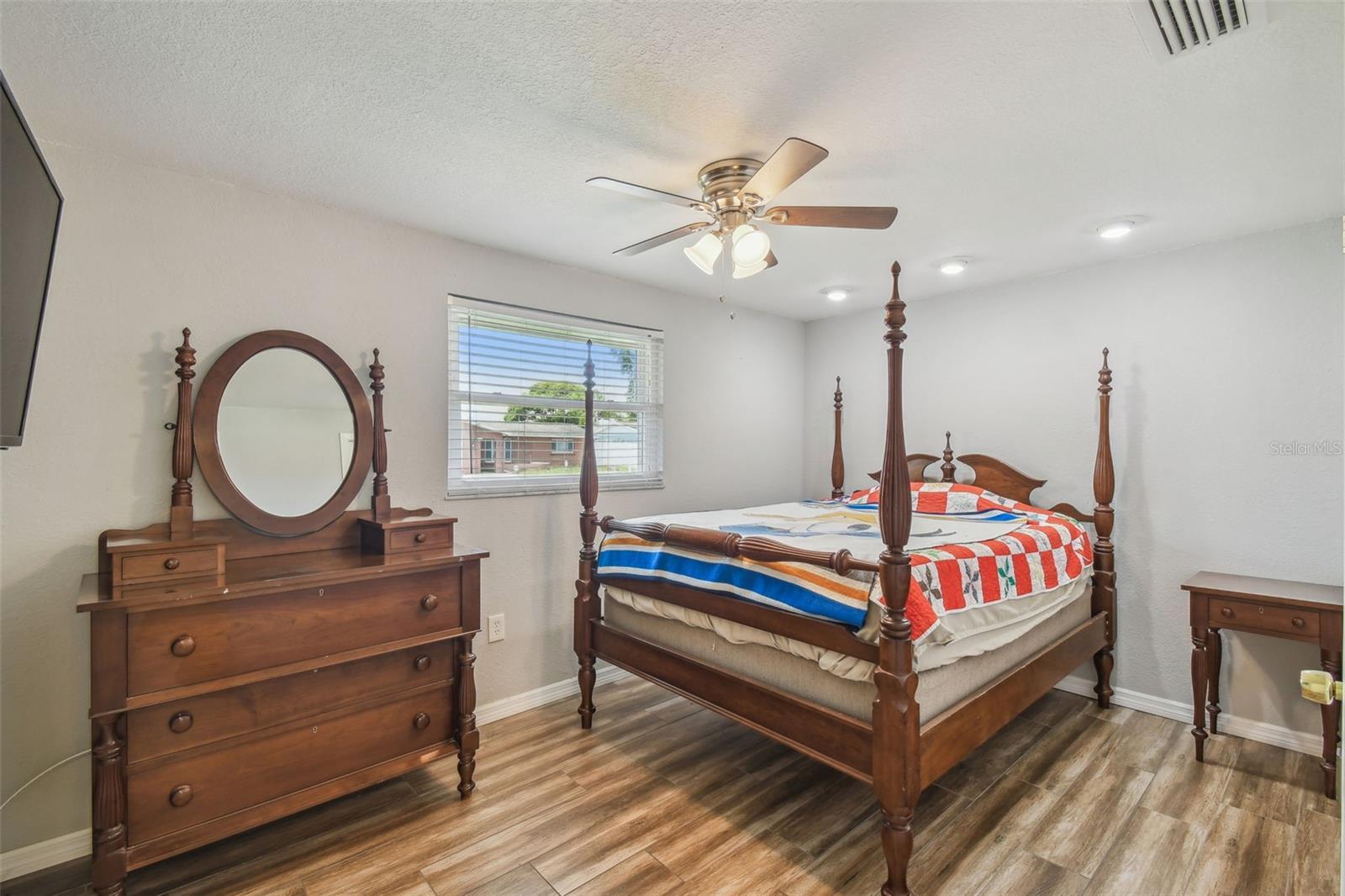 Image 18 of 32 For 6246 Bandura Avenue