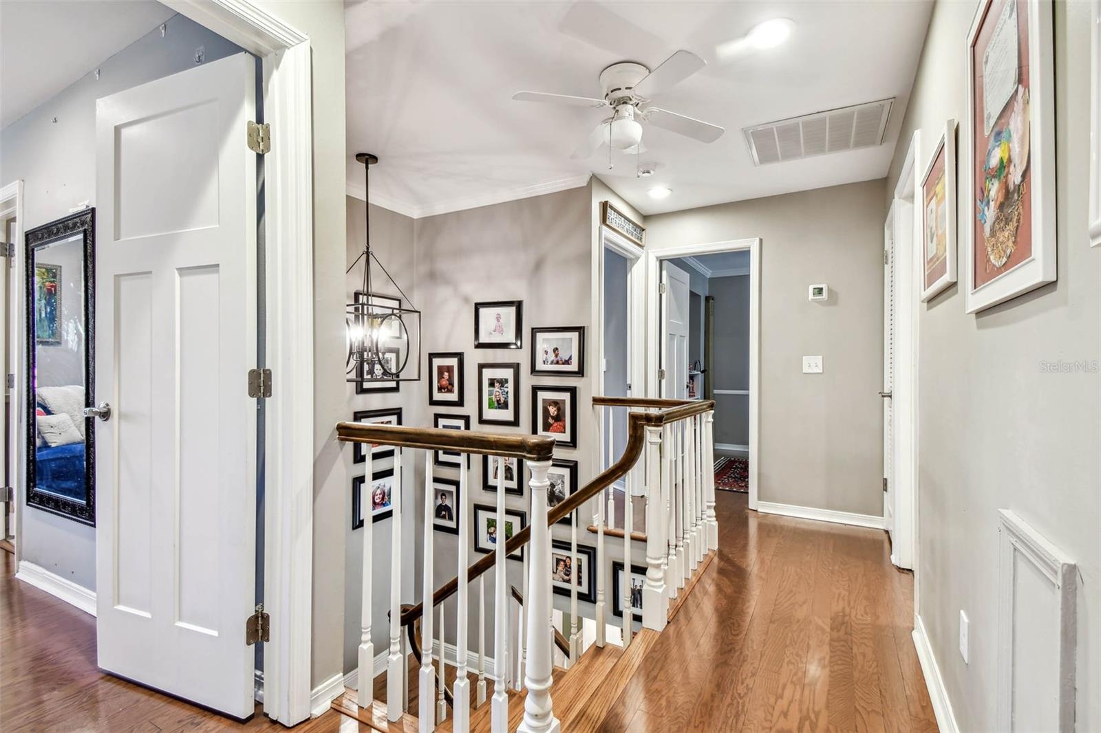 Listing photo id 31 for 3304 Latania Drive