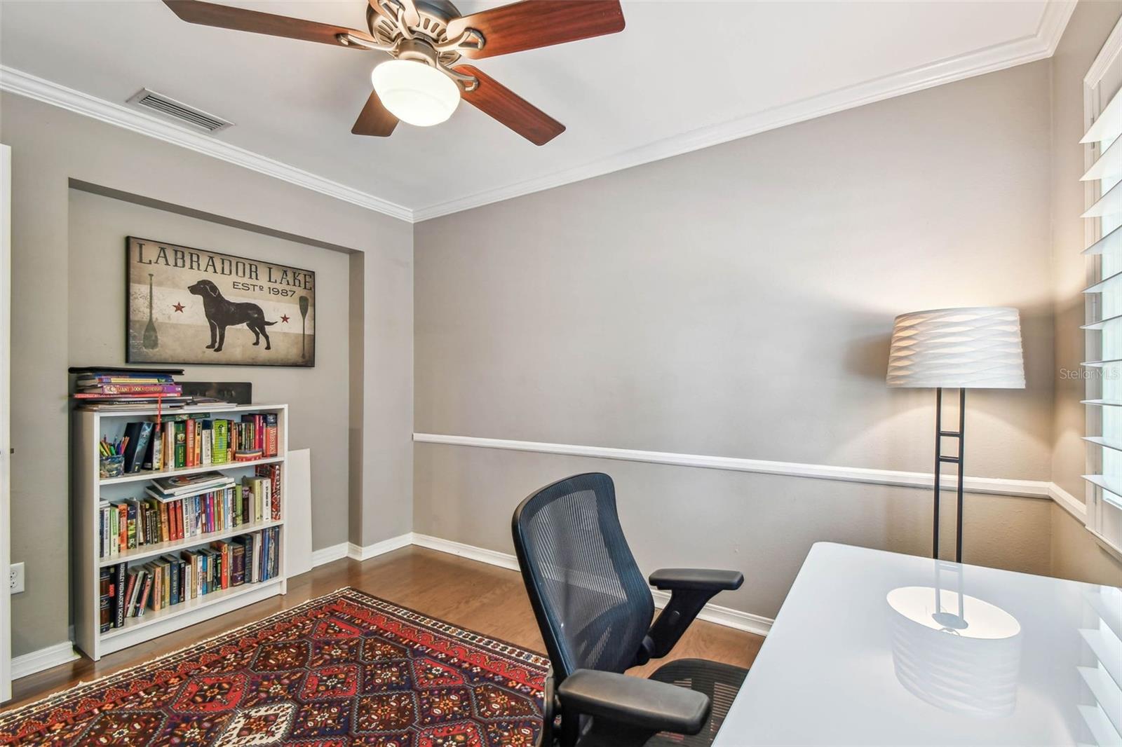 Listing photo id 38 for 3304 Latania Drive