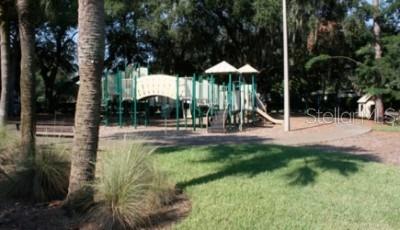 Listing photo id 62 for 3304 Latania Drive