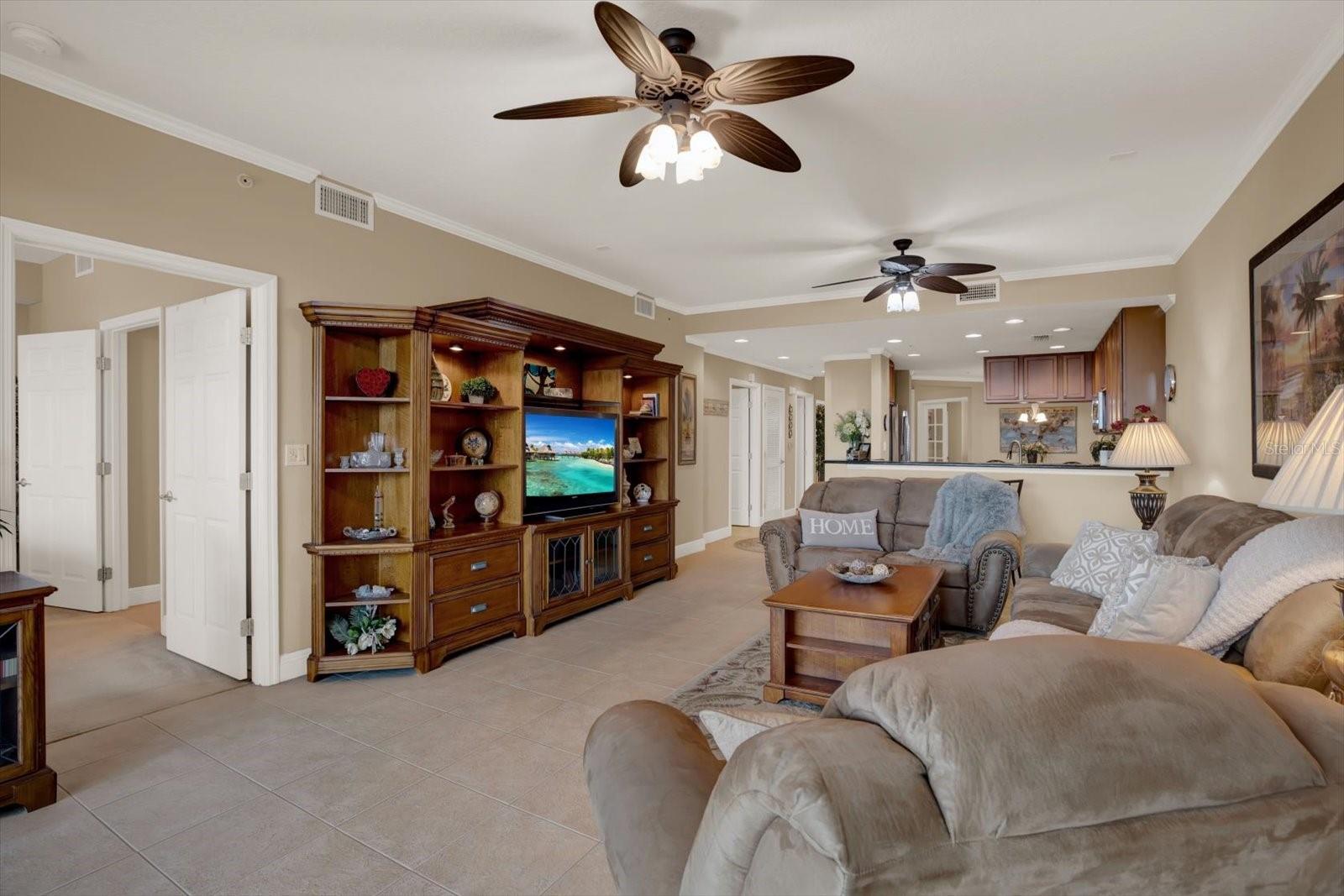 Image 12 of 54 For 7069 Key Haven Road 602