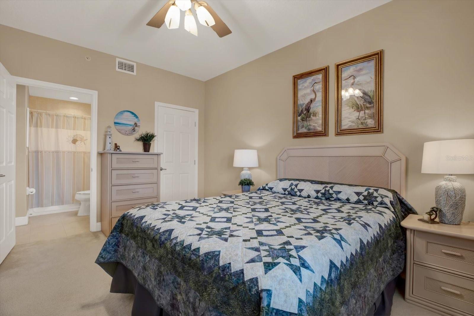 Image 30 of 54 For 7069 Key Haven Road 602