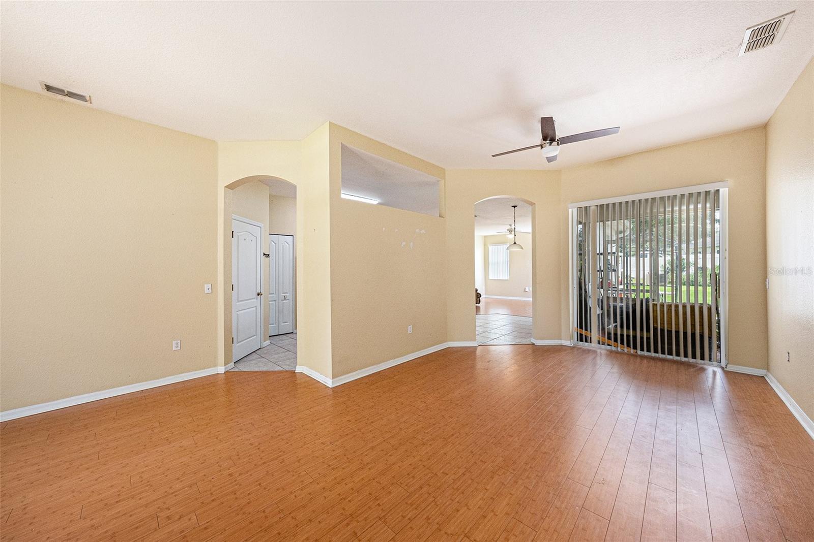 Image 4 of 28 For 1744 Brookstone Way