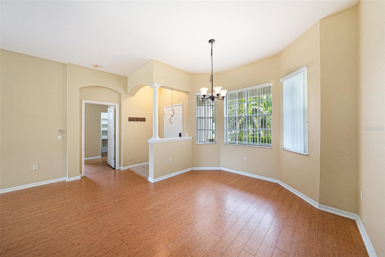 Image 5 of 28 For 1744 Brookstone Way
