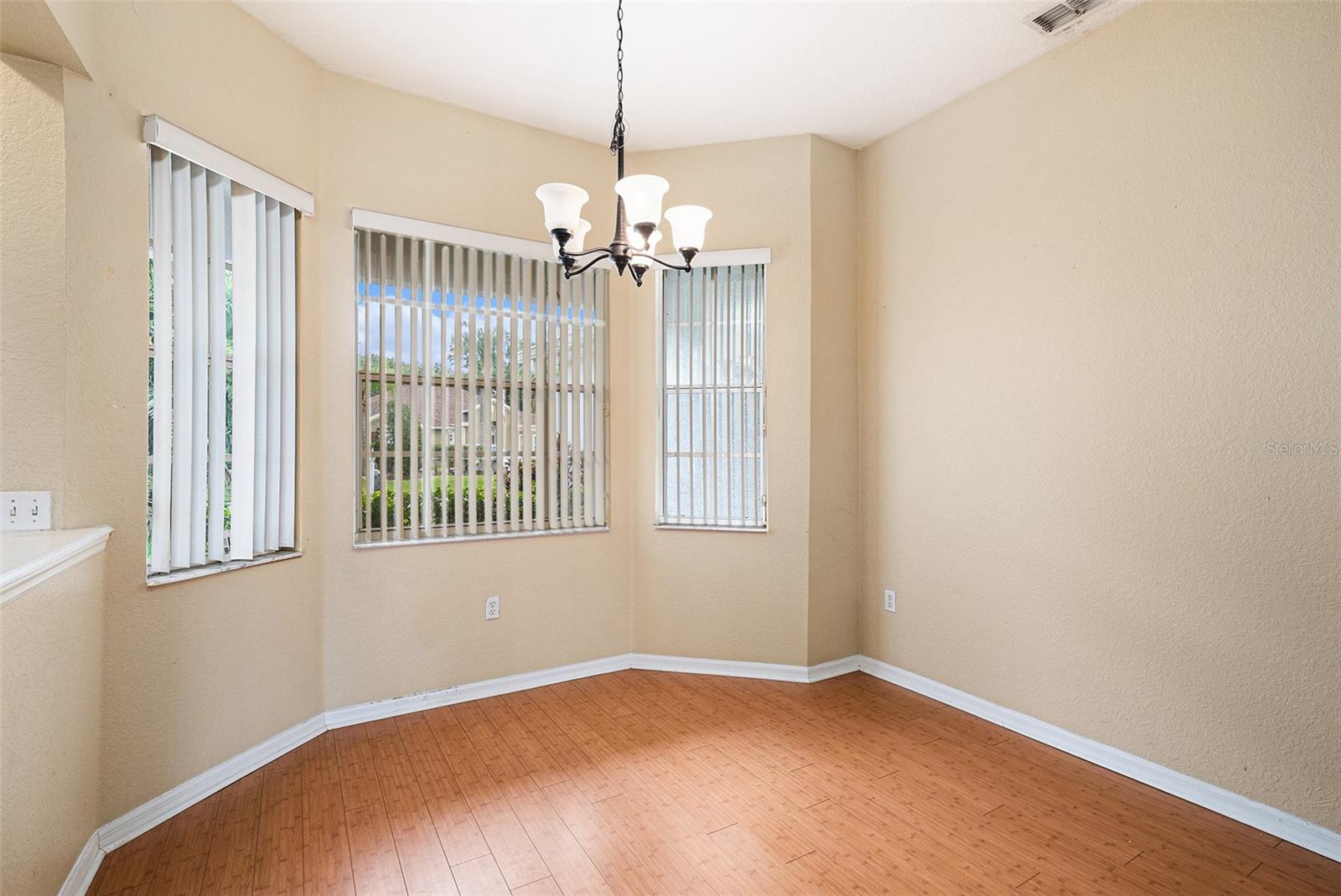 Image 9 of 28 For 1744 Brookstone Way