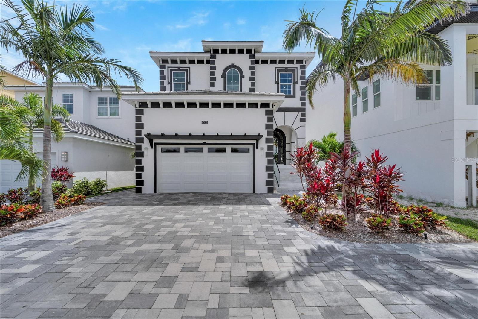 Listing photo id 0 for 534 Estuary Shore Lane