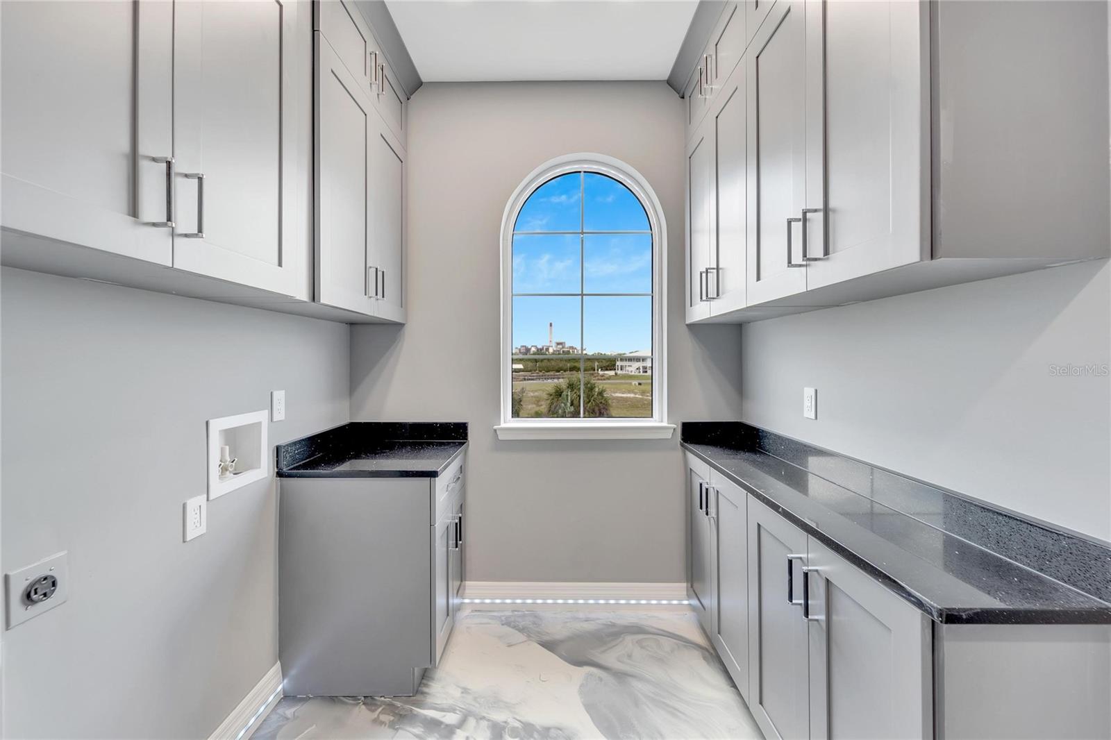 Listing photo id 46 for 534 Estuary Shore Lane