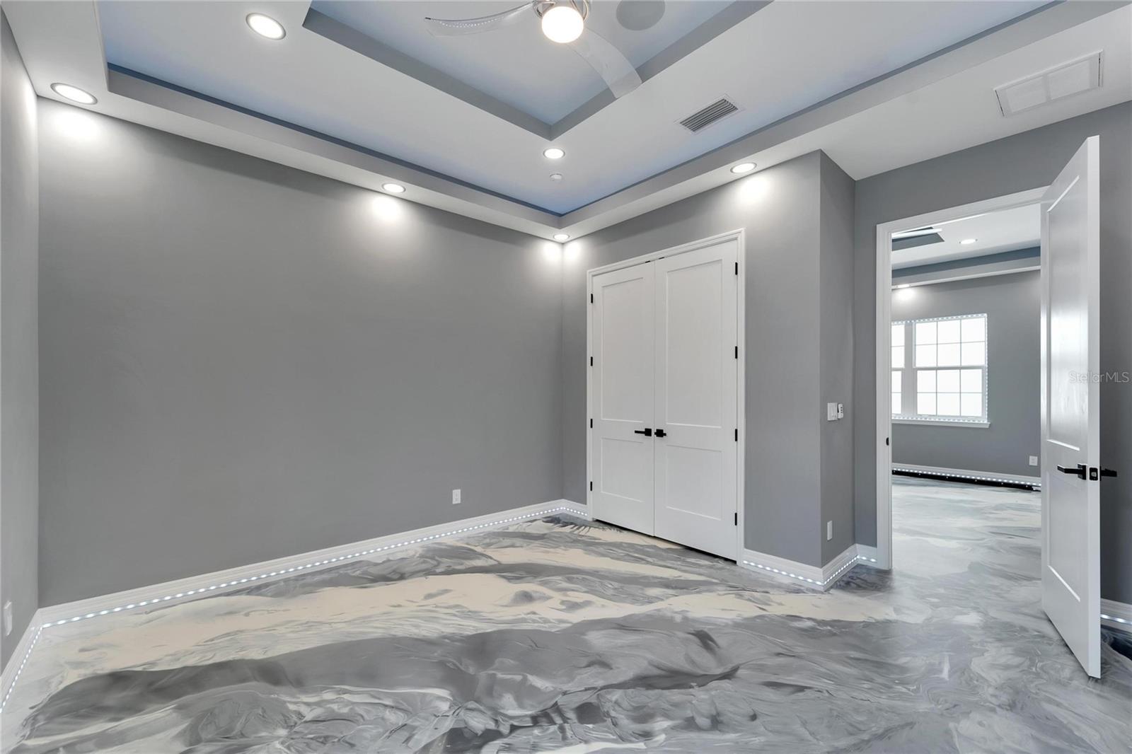 Listing photo id 51 for 534 Estuary Shore Lane