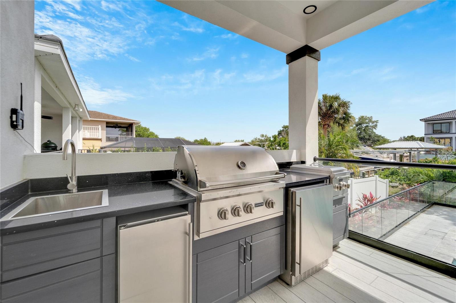 Listing photo id 4 for 534 Estuary Shore Lane