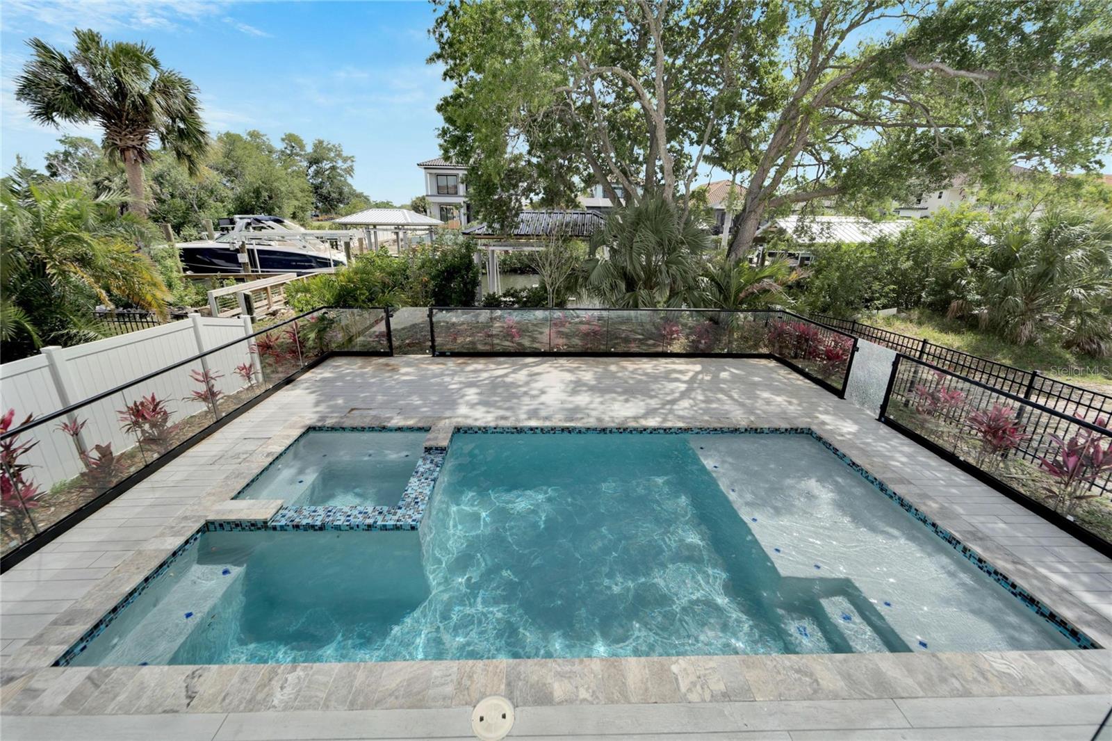 Listing photo id 77 for 534 Estuary Shore Lane