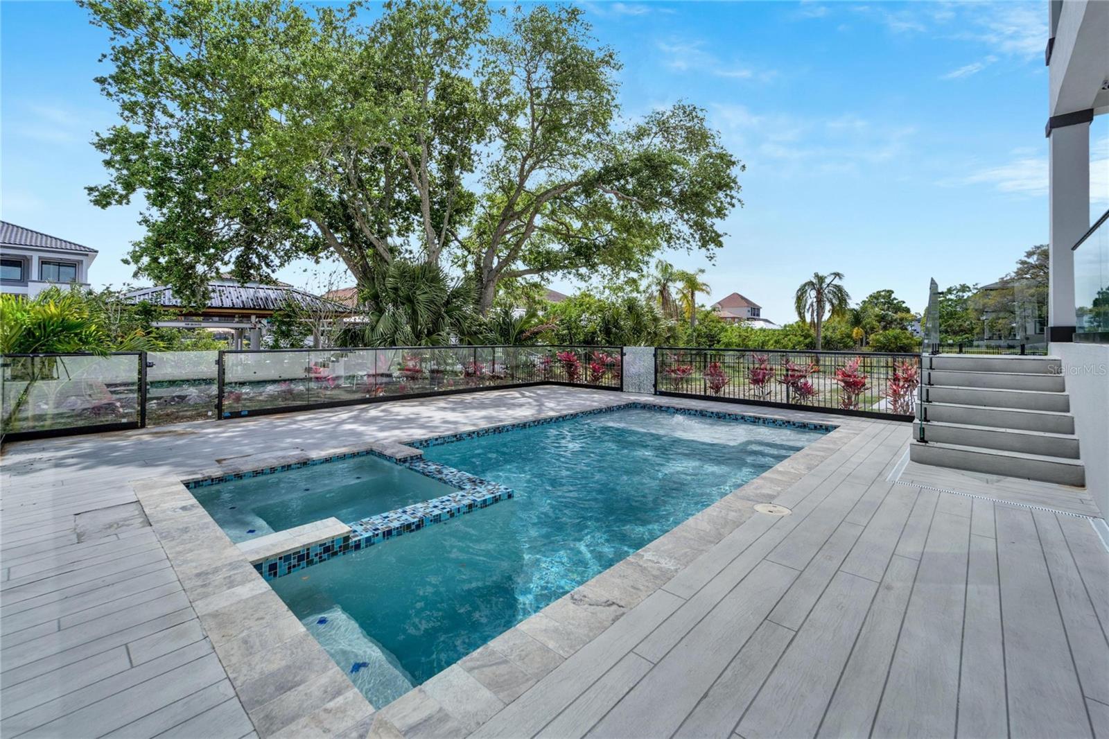 Listing photo id 79 for 534 Estuary Shore Lane