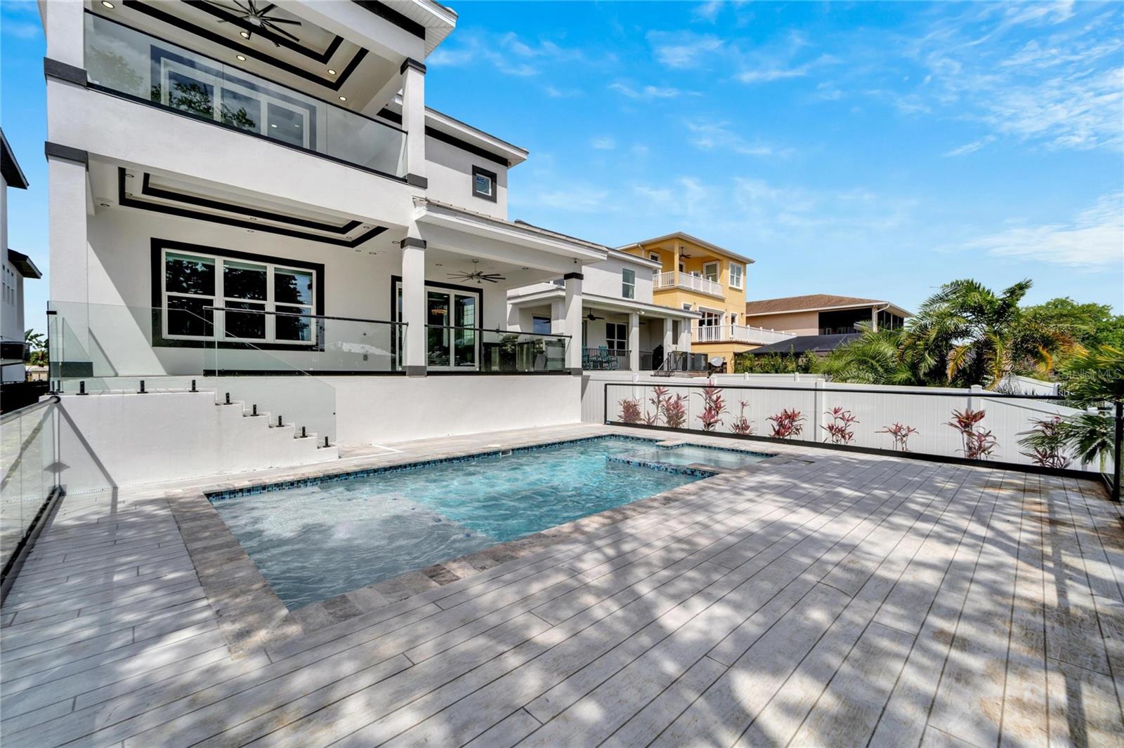 Listing photo id 80 for 534 Estuary Shore Lane