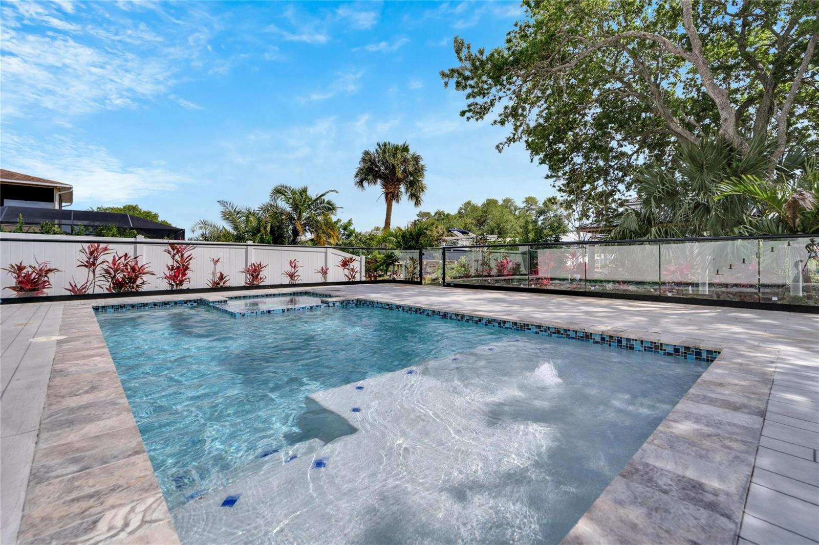 Listing photo id 82 for 534 Estuary Shore Lane