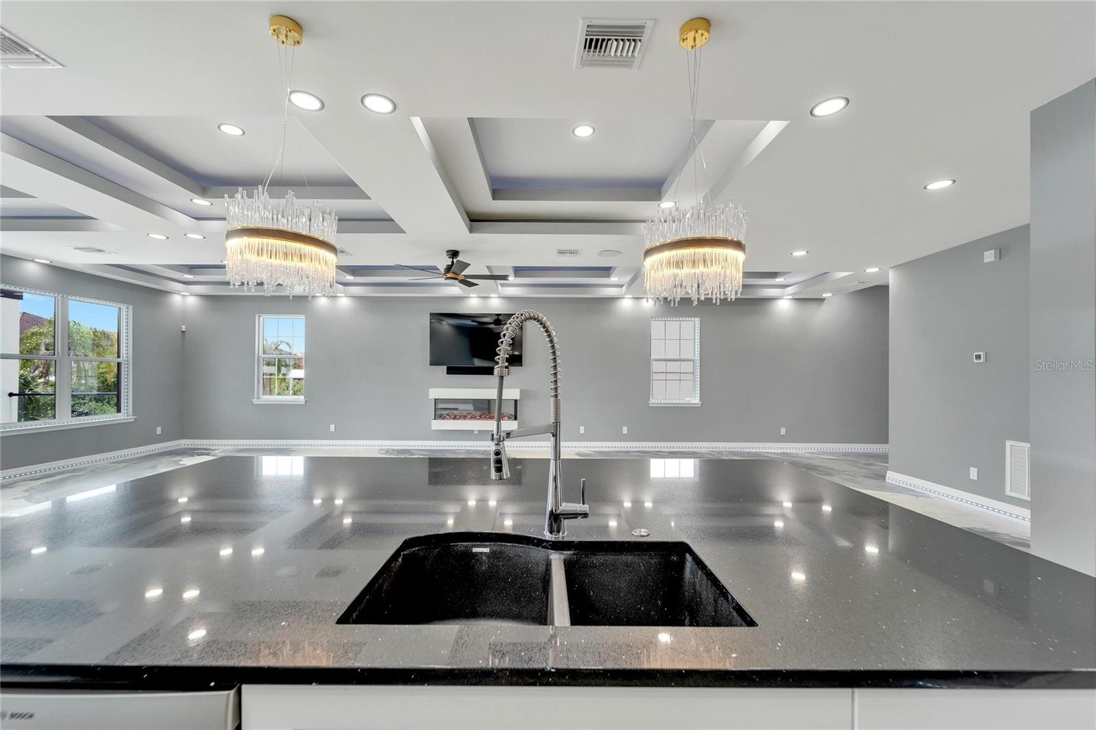 Listing photo id 7 for 534 Estuary Shore Lane