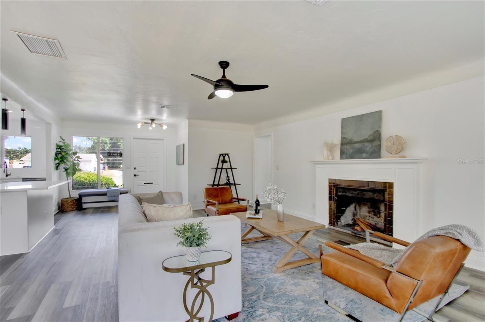 Image 16 of 30 For 6120 5th Avenue N