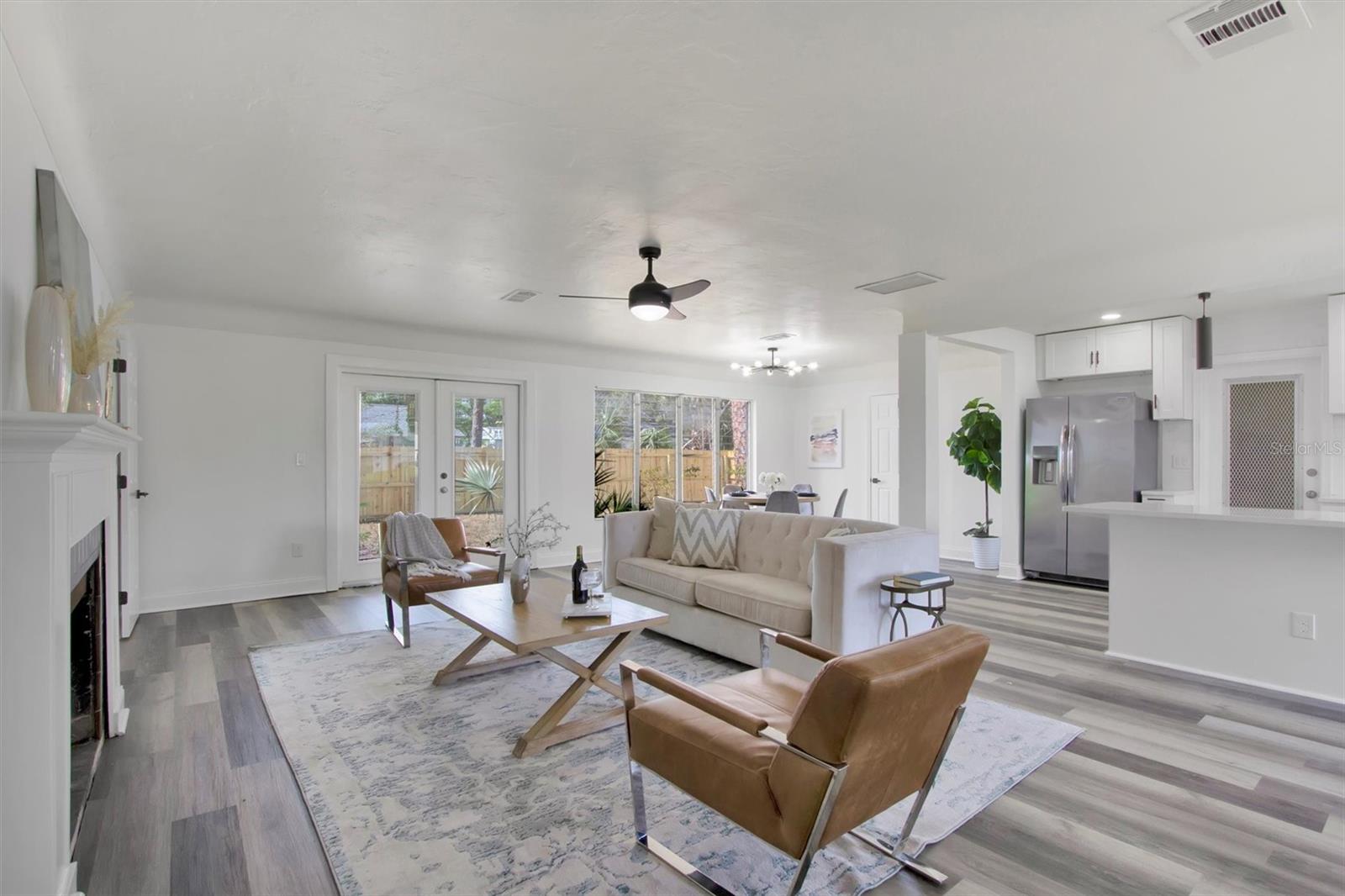 Image 18 of 30 For 6120 5th Avenue N