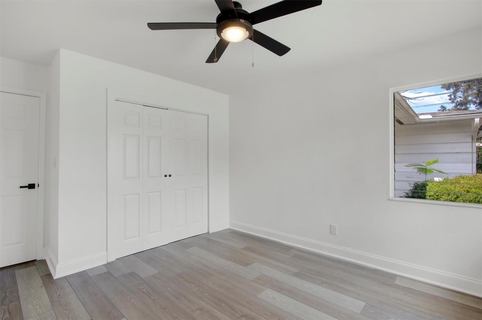 Image 20 of 30 For 6120 5th Avenue N