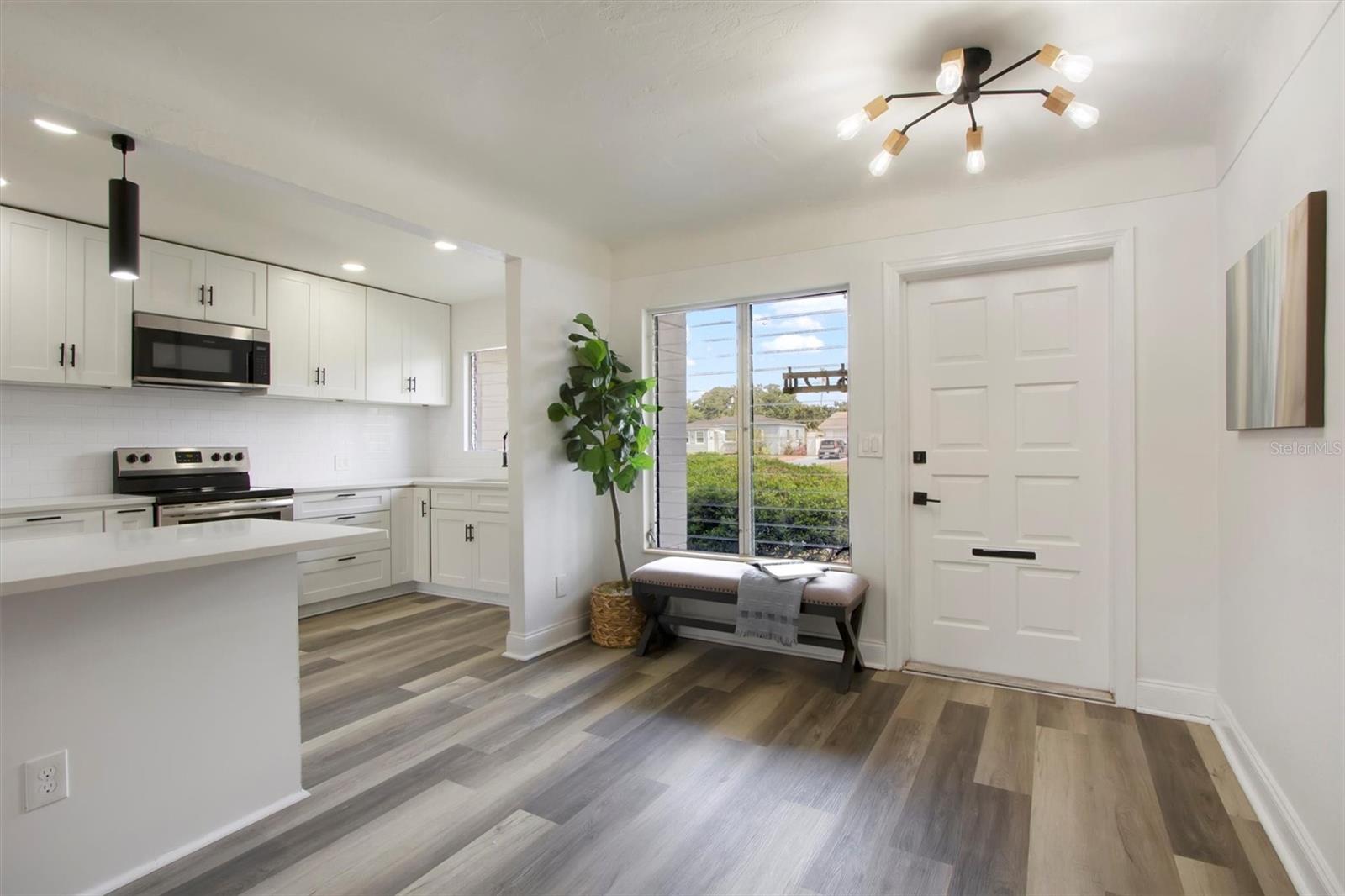 Image 7 of 30 For 6120 5th Avenue N