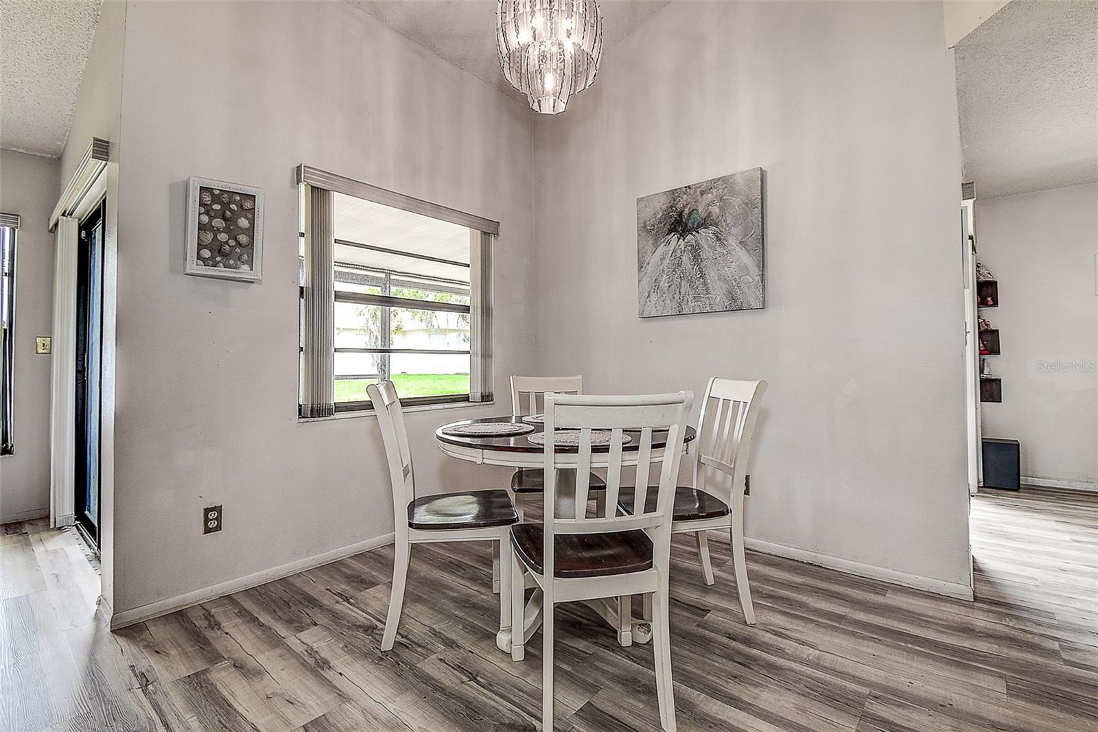 Image 9 of 41 For 8913 Welsh Way